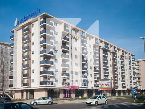 Izdavanje, jednosoban stan, 43m², City Kvart, Podgorica - image 7