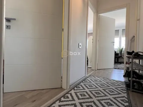 Prodaja, trosoban stan, 91m², Centar, Niš - image 11