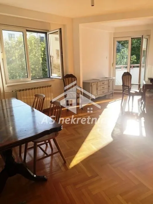 Rent, two bedroom apartment, 54m², Stari Grad, Beograd