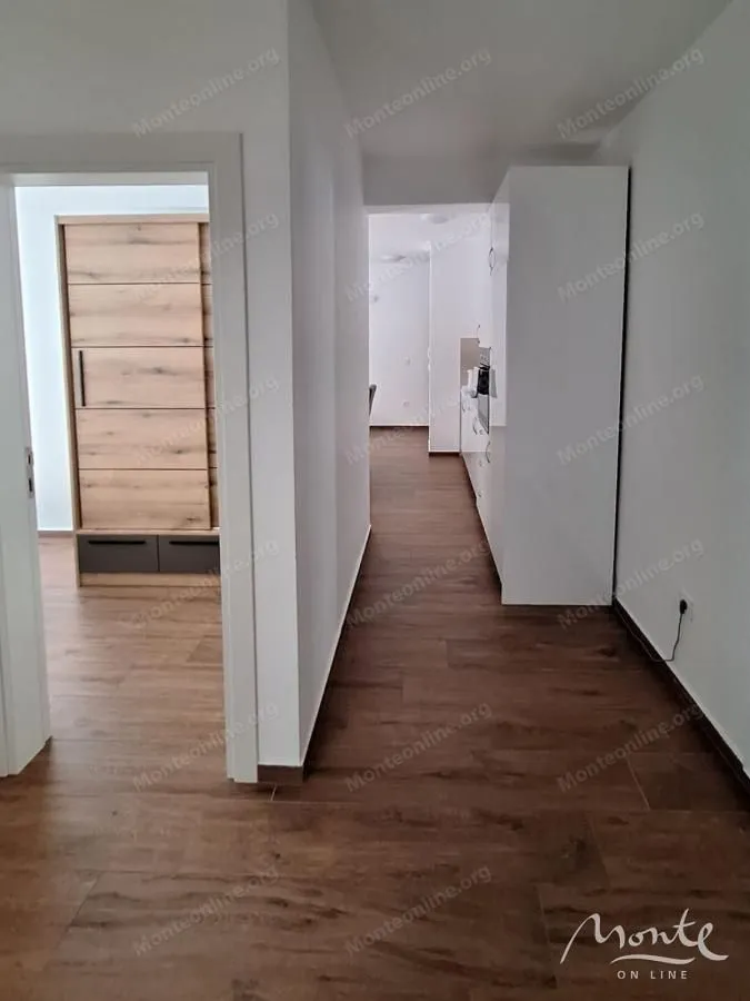 Sale, two bedroom apartment, 67m², Dobre Vode, Bar