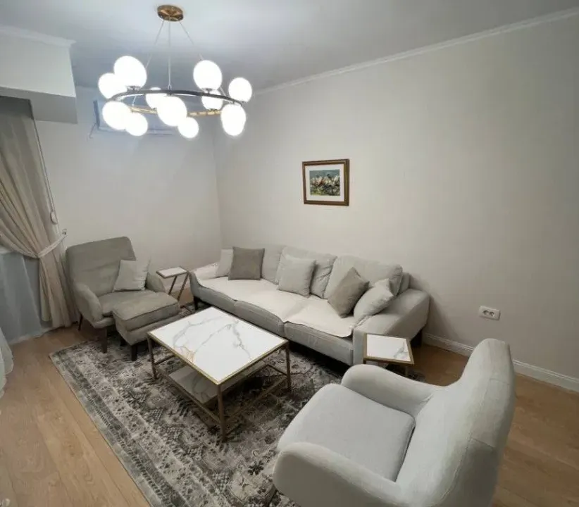 Izdavanje, dvosoban stan, 65m², Preko Morače, Podgorica