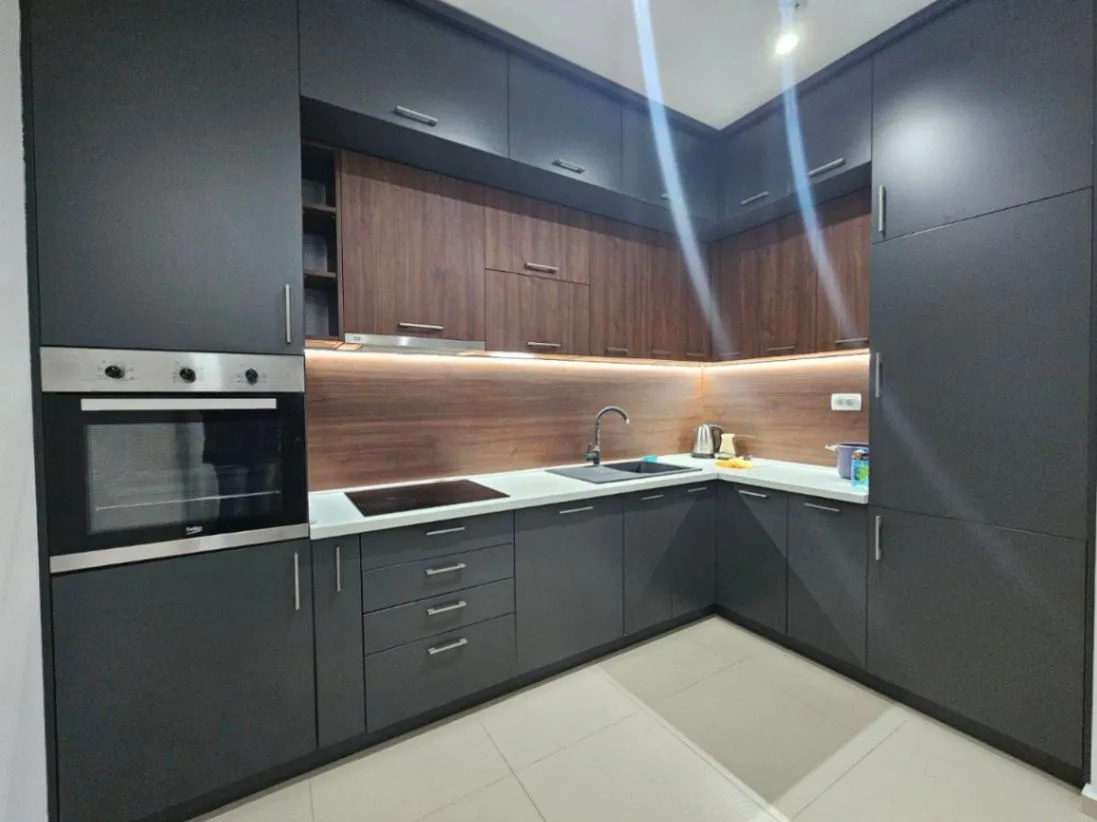 Izdavanje, dvosoban stan, 69m², Master Kvart, Podgorica