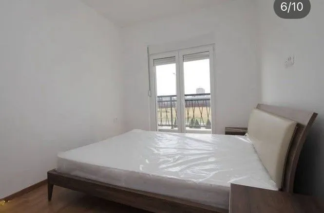 Izdavanje, jednosoban stan, 50m², Stari Aerodrom, Podgorica