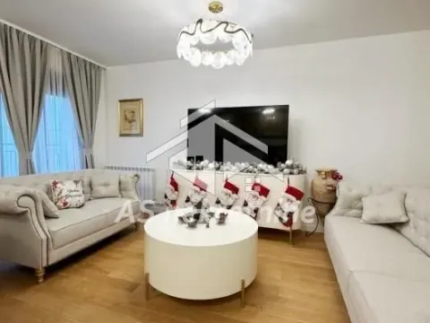Izdavanje, trosoban stan, 89m², Čubura, Beograd - image 3