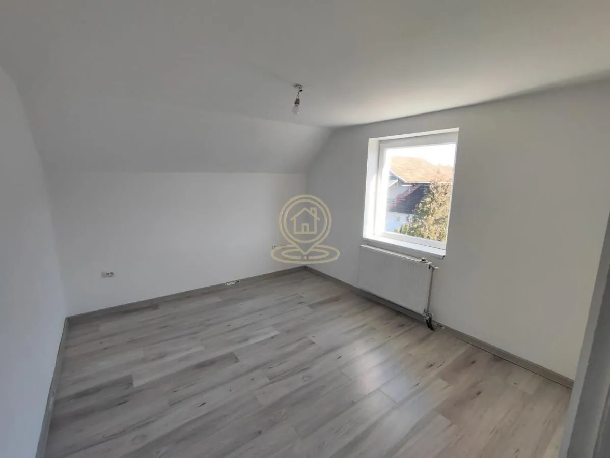 Prodaja, kuća, 374m², Veternik, Novi Sad Sve Podlokacije