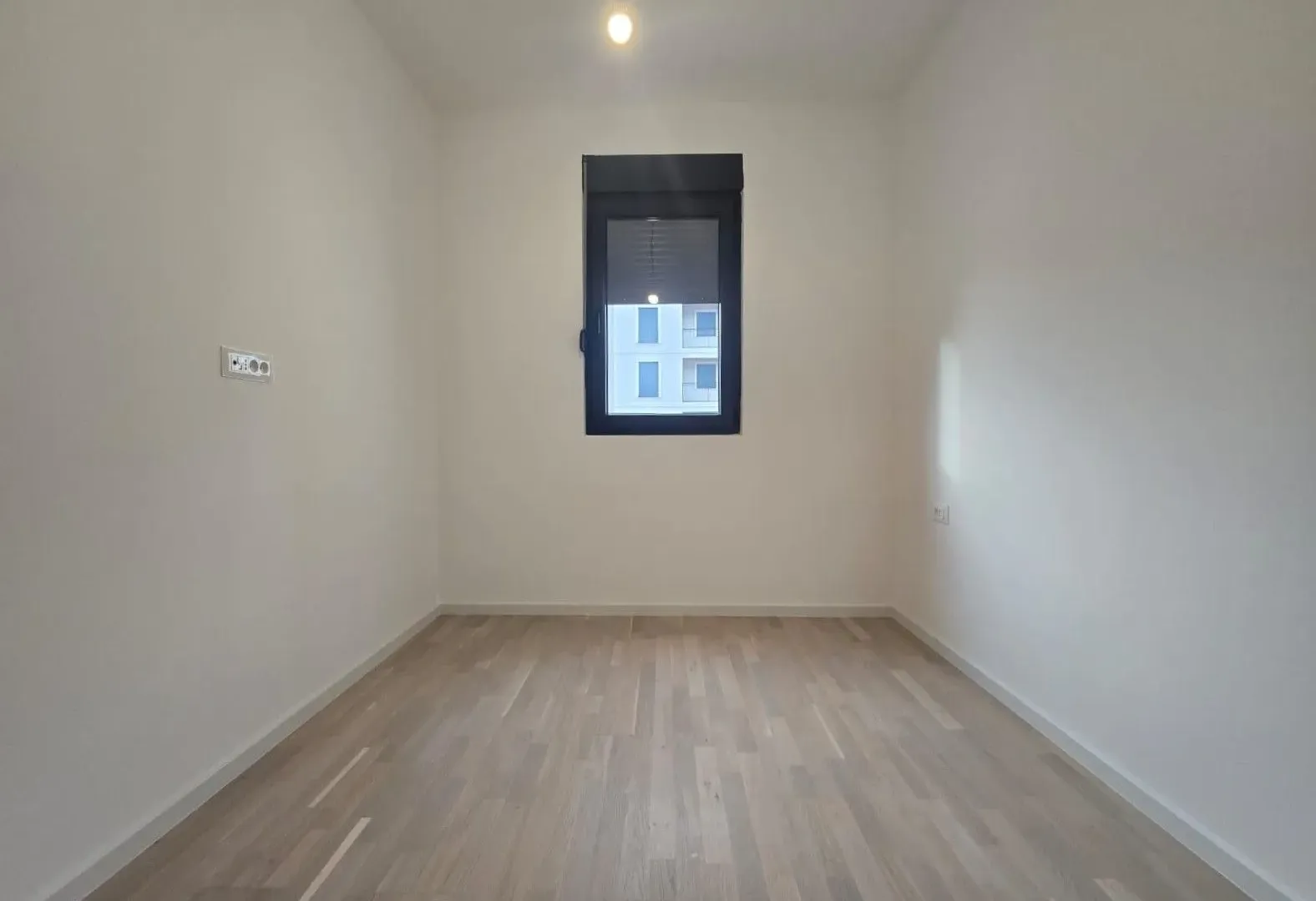 Prodaja, dvosoban stan, 64m², Tološi, Podgorica
