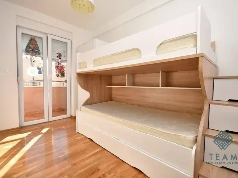 Rent, two bedroom apartment, 55m², Igalo, Herceg Novi - image 6