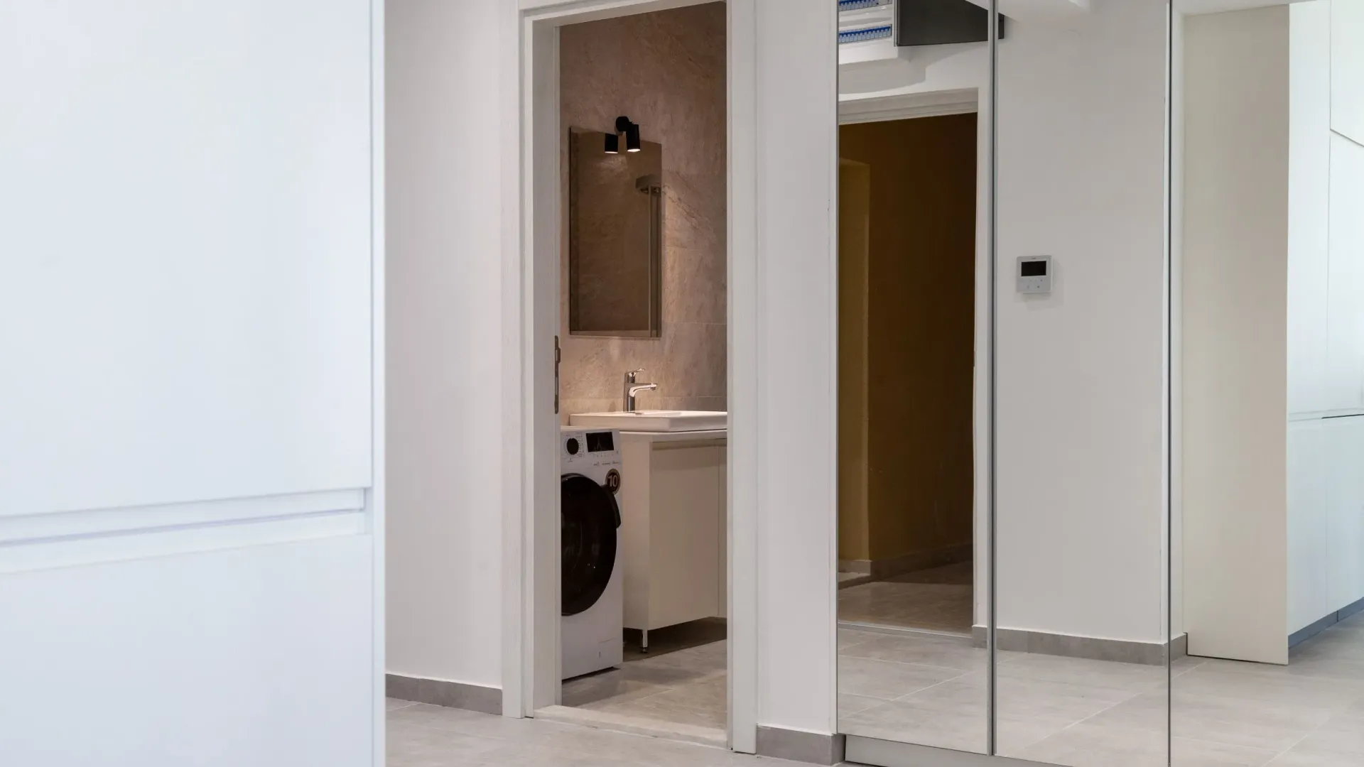 Sale, three bedroom apartment, 73m², Kotor, Crna Gora