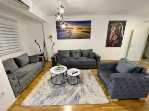 Izdavanje, dvosoban stan, 75m², Zabjelo, Podgorica - image 6