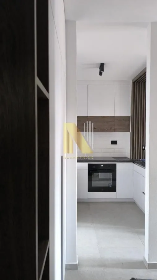 Izdavanje, jednosoban stan, 51m², Adamovićevo Naselje, Novi Sad Sve Podlokacije