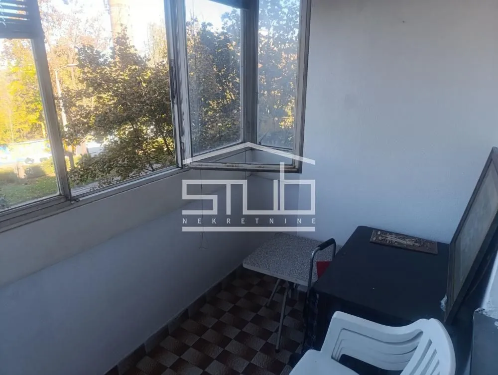 Rent, four bedroom apartment, 94m², Palilula Sve Podlokacije, Beograd