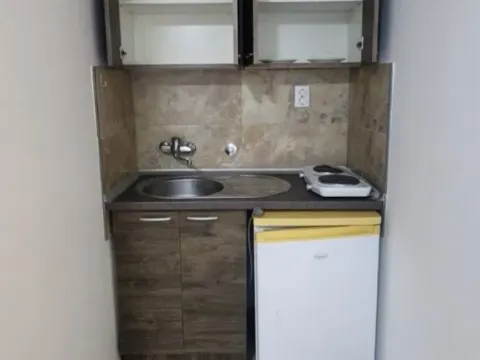 Izdavanje, jednosoban stan, 23m², Petrovaradin, Novi Sad - image 7