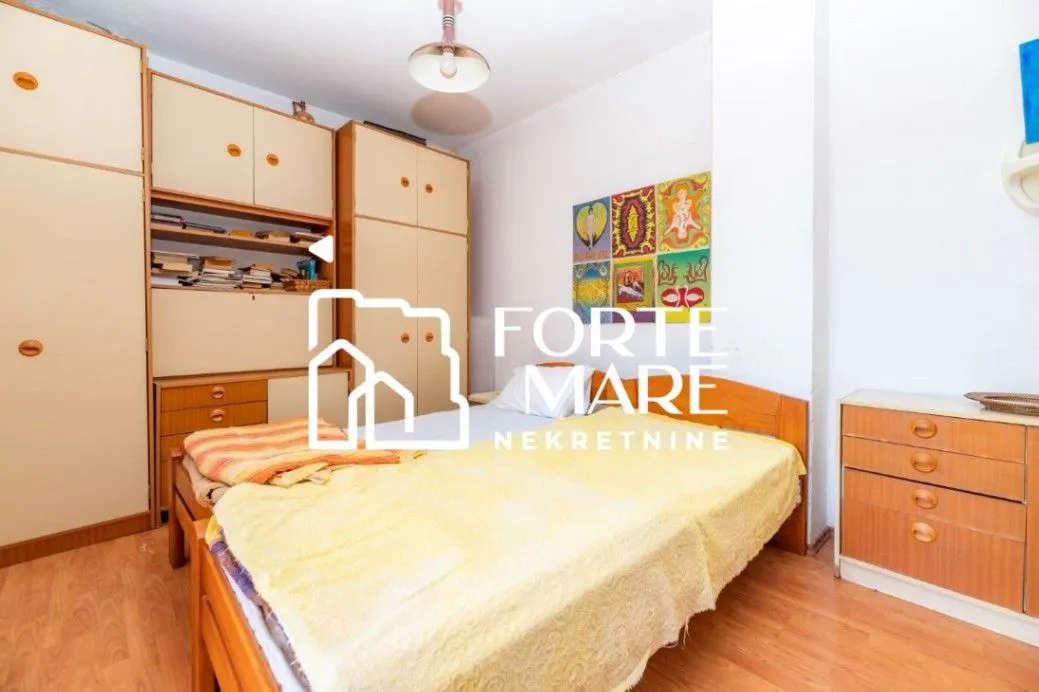 Prodaja, kuća, 250m², Igalo, Herceg Novi