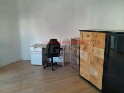 Prodaja, dvosoban stan, 72m², Kalenić Pijaca, Vračar Sve Podlokacije - image 6