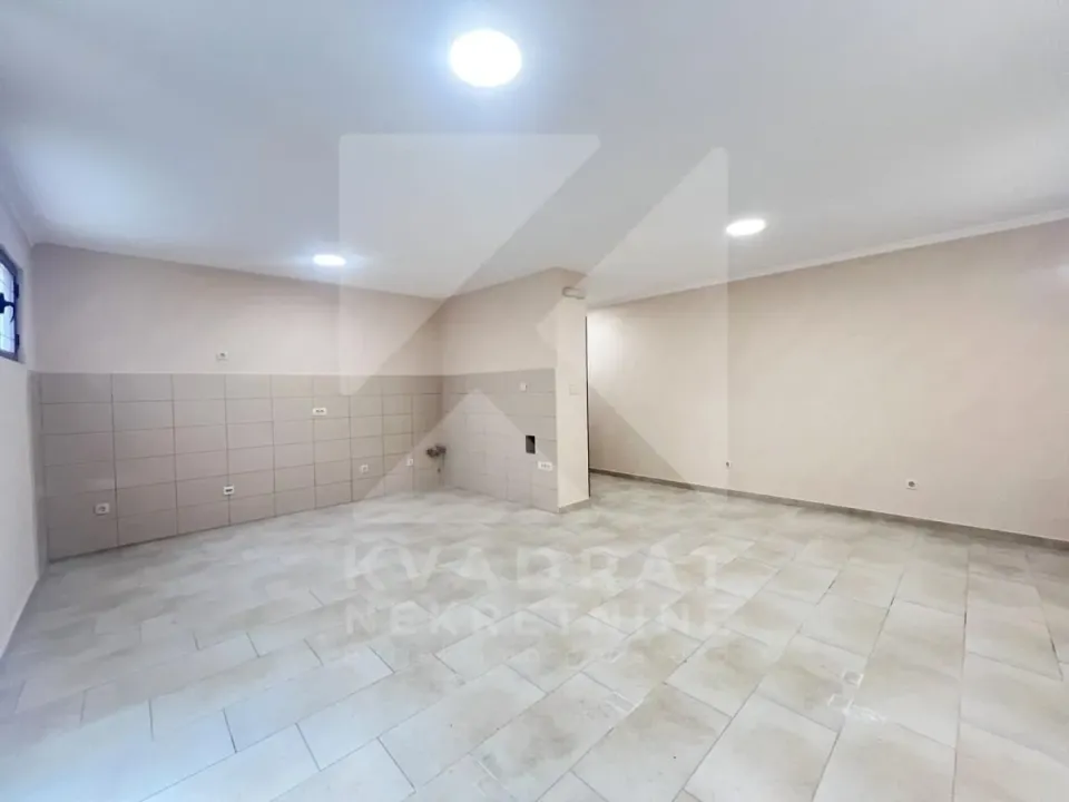 Rent, office space, 47m², Stari Aerodrom, Podgorica