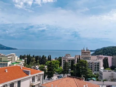 Sale, one bedroom apartment, 47m², Bečići, Budva - image 18