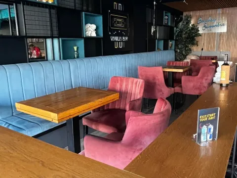 Izdavanje, poslovni prostor, 95m², City Kvart, Podgorica