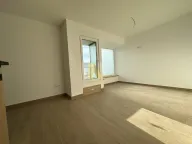 Izdavanje, četvorosoban stan, 205m², Alibegovac, Petrovaradin - image 13