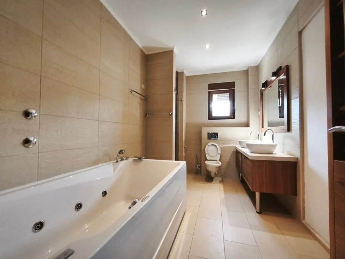Sale, two bedroom apartment, 140m², Centar, Budva