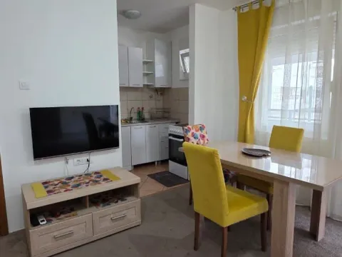 Prodaja, dvosoban stan, 62m², Blok 9, Podgorica - image 4