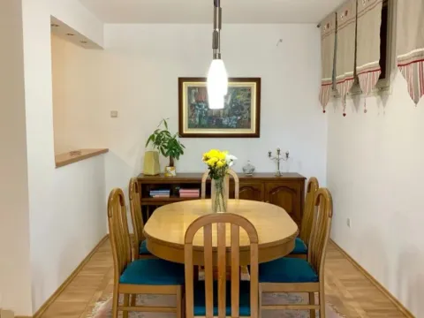 Izdavanje, trosoban stan, 110m², Gorica C, Podgorica - image 8