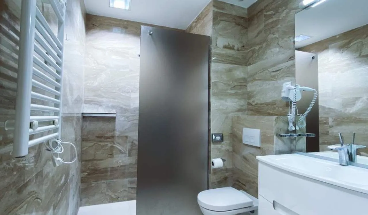 Sale, two bedroom apartment, 77m², Centar, Budva