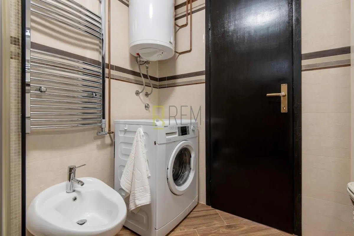 Prodaja, kuća, 340m², Bar, Crna Gora