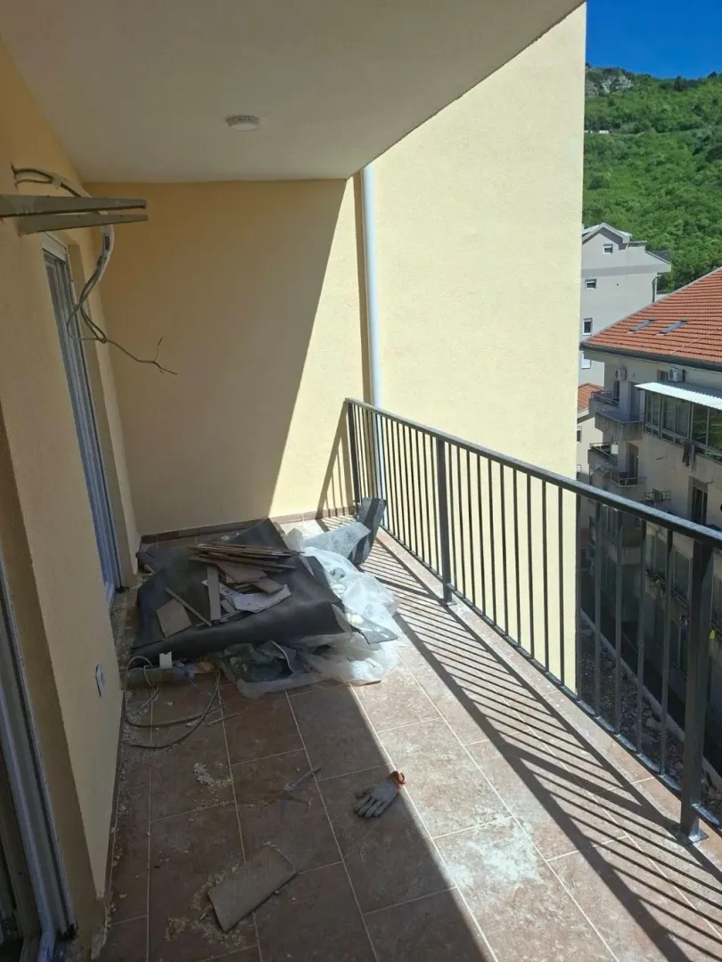 Sale, one bedroom apartment, 56m², Lazi, Budva