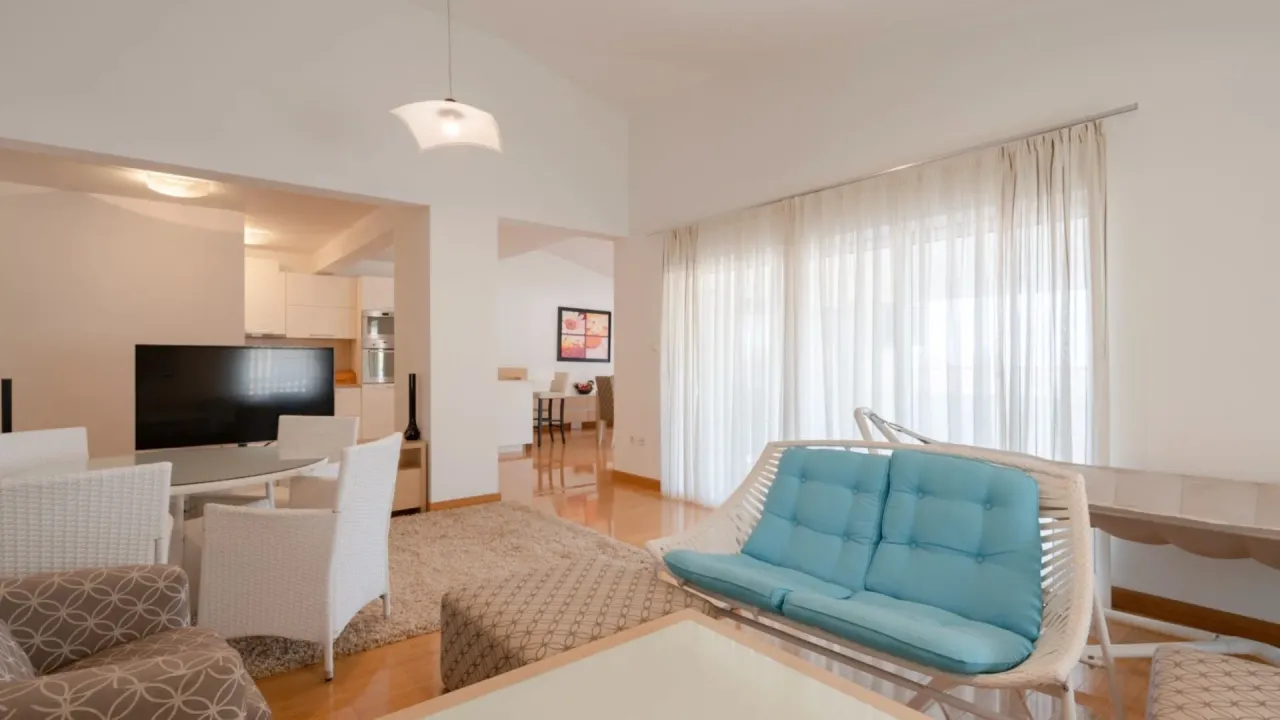 Sale, three bedroom apartment, 222m², Budva, Crna Gora