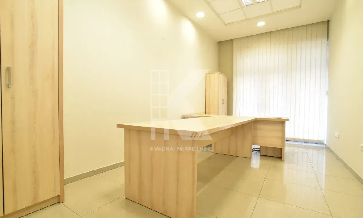 Rent, office space, 155m², Stari Aerodrom, Podgorica