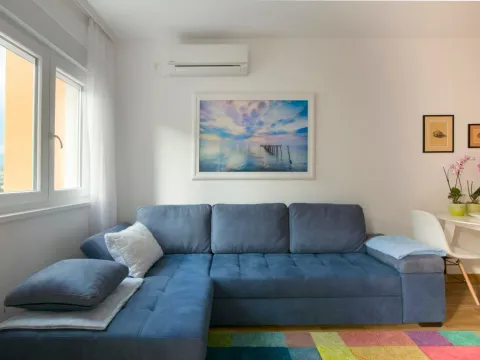 Izdavanje, jednosoban stan, 45m², City Kej, Podgorica