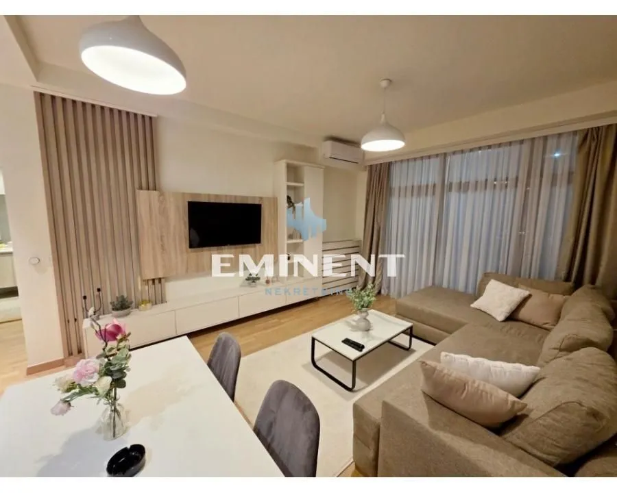 Rent, two bedroom apartment, 55m², Savski Venac, Beograd