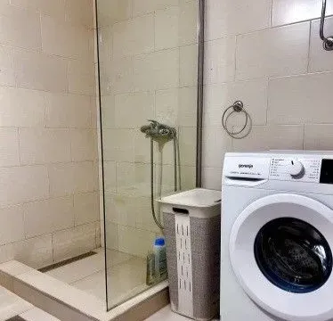 Izdavanje, jednosoban stan, 50m², Centar, Podgorica - image 10