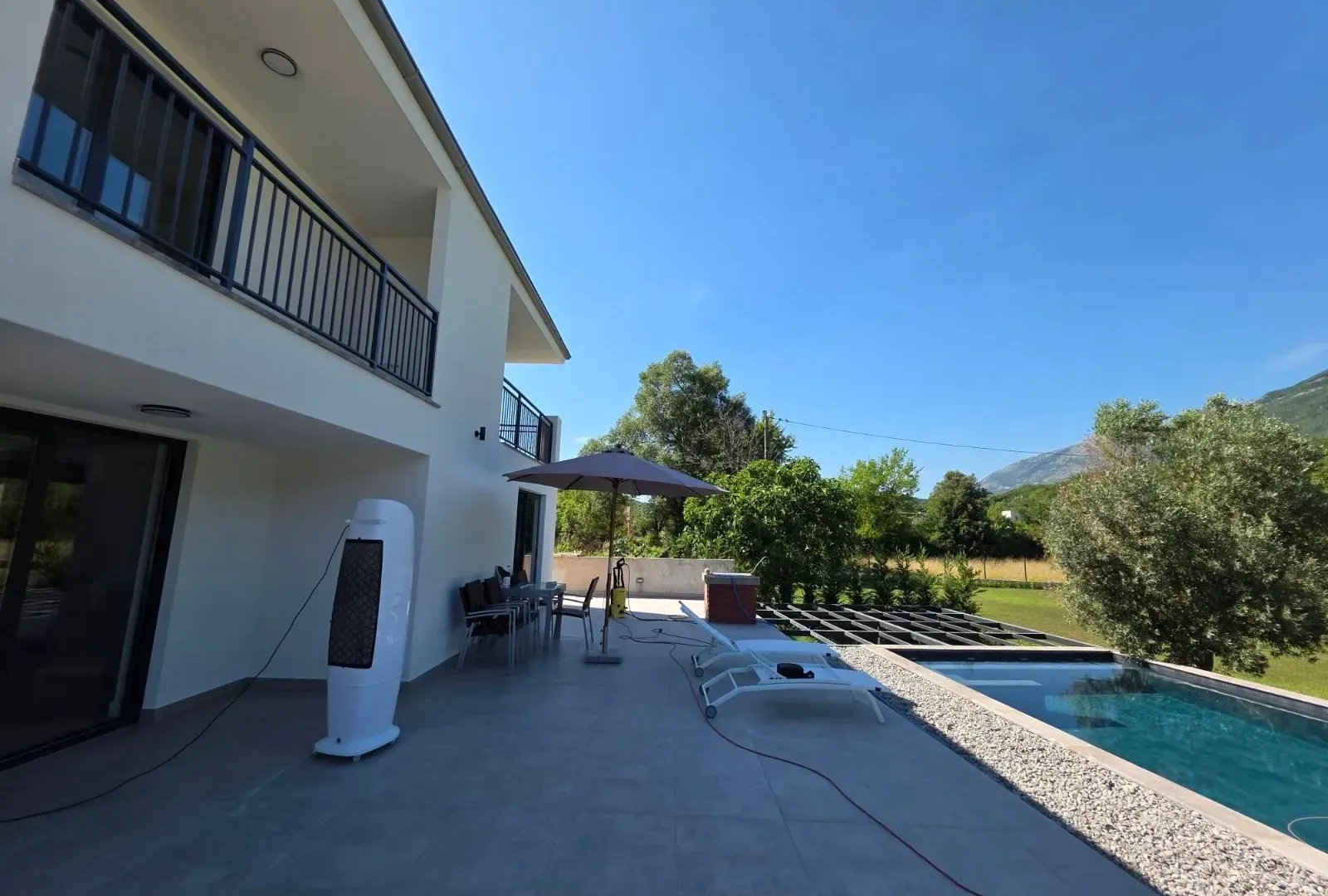 Prodaja, kuća, 180m², Radanovići, Kotor