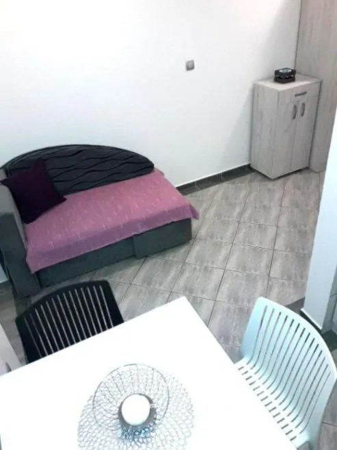 Rent, one bedroom apartment, 40m², Rozino, Budva