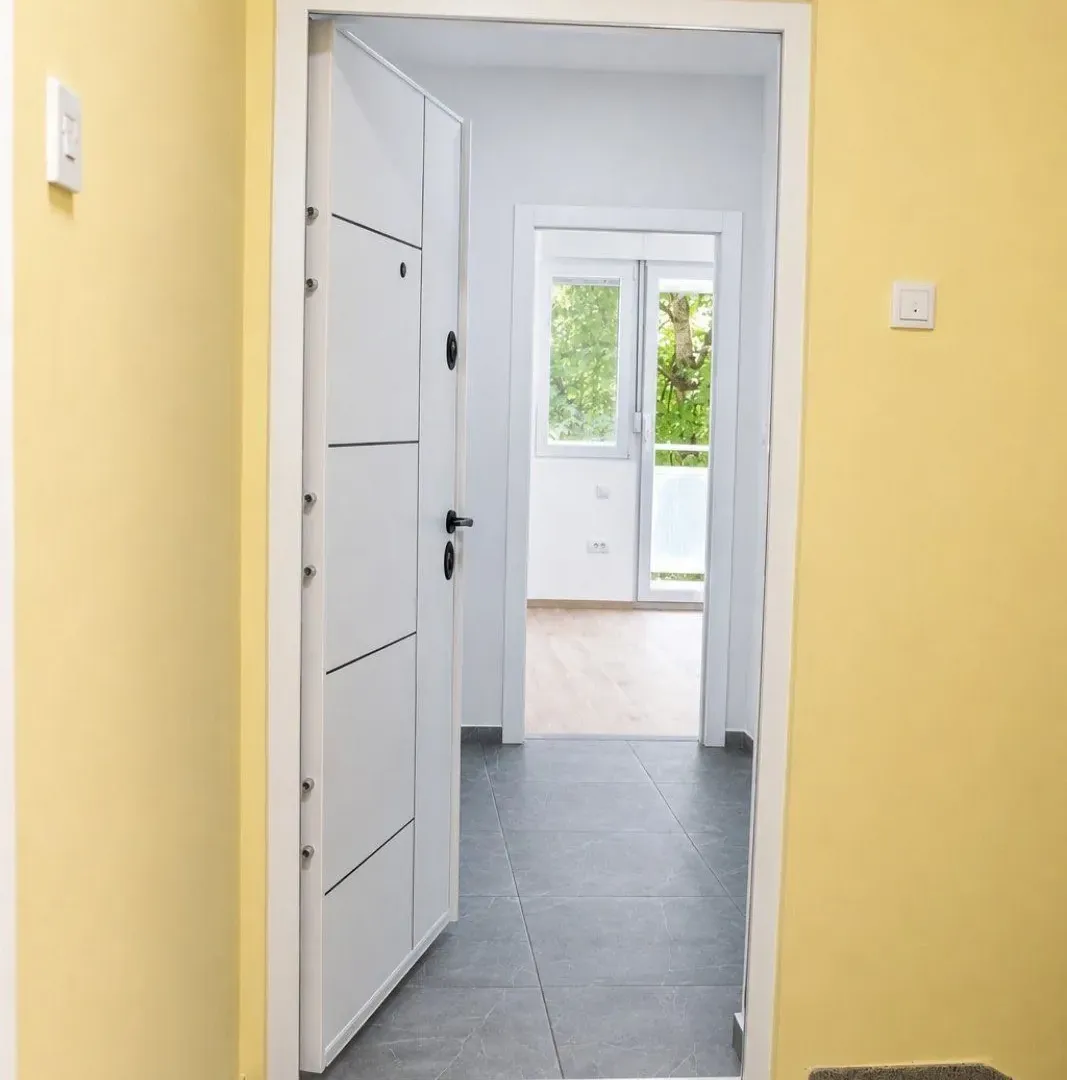 Prodaja, dvosoban stan, 55m², Karaburma, Palilula Sve Podlokacije