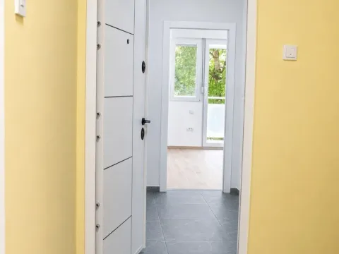 Prodaja, dvosoban stan, 55m², Karaburma, Palilula Sve Podlokacije - image 14