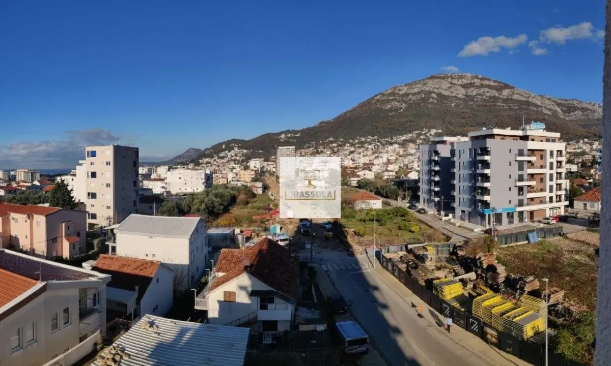 Prodaja, dvosoban stan, 60m², Bjeliši, Bar