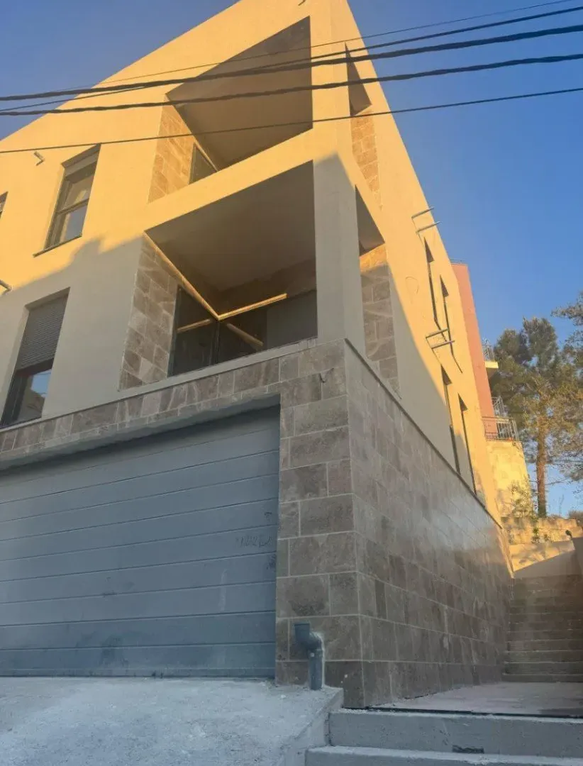 Prodaja, kuća, 263m², Mažina, Tivat