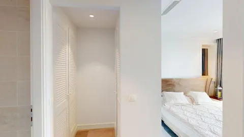 Prodaja, četvorosoban stan, 108m², Tivat, Crna Gora - image 17