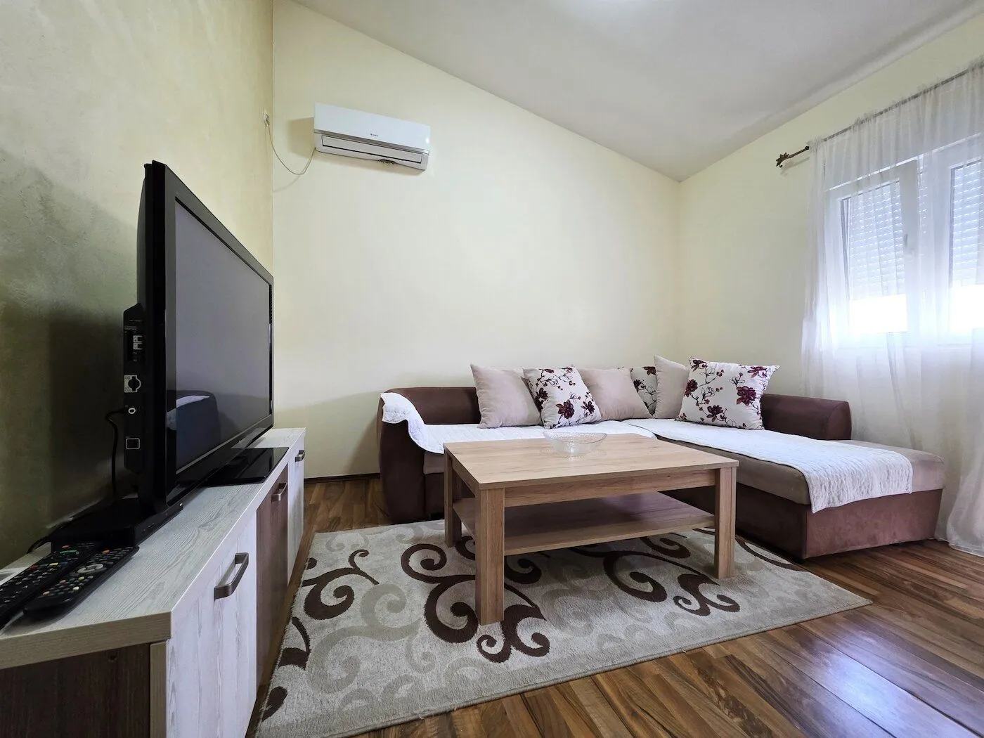 Izdavanje, stan, 42m², Centar, Podgorica