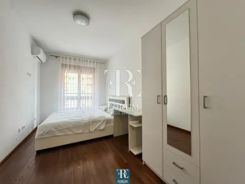 Izdavanje, dvosoban stan, 70m², Master Kvart, Podgorica - image 6