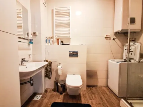 Izdavanje, dvosoban stan, 72m², City Kvart, Podgorica - image 5