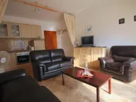 Prodaja, jednosoban stan, 42m², Dobrota, Kotor - image 2