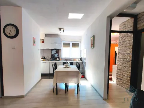 Sale, two bedroom apartment, 72m², Centar, Budva - image 4