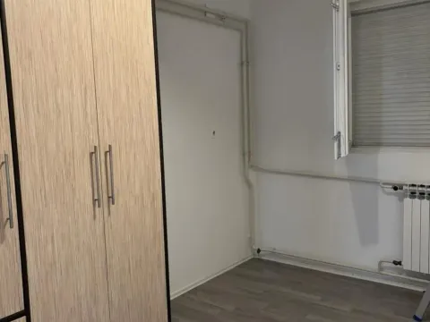 Rent, three bedroom apartment, 73m², Kanarevo Brdo, Beograd - image 8