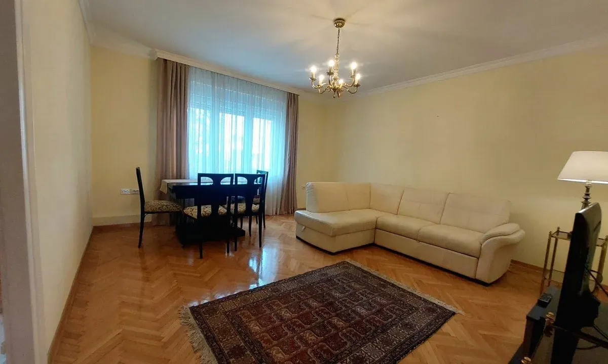Prodaja, trosoban stan, 82m², Botanička Bašta, Palilula Sve Podlokacije