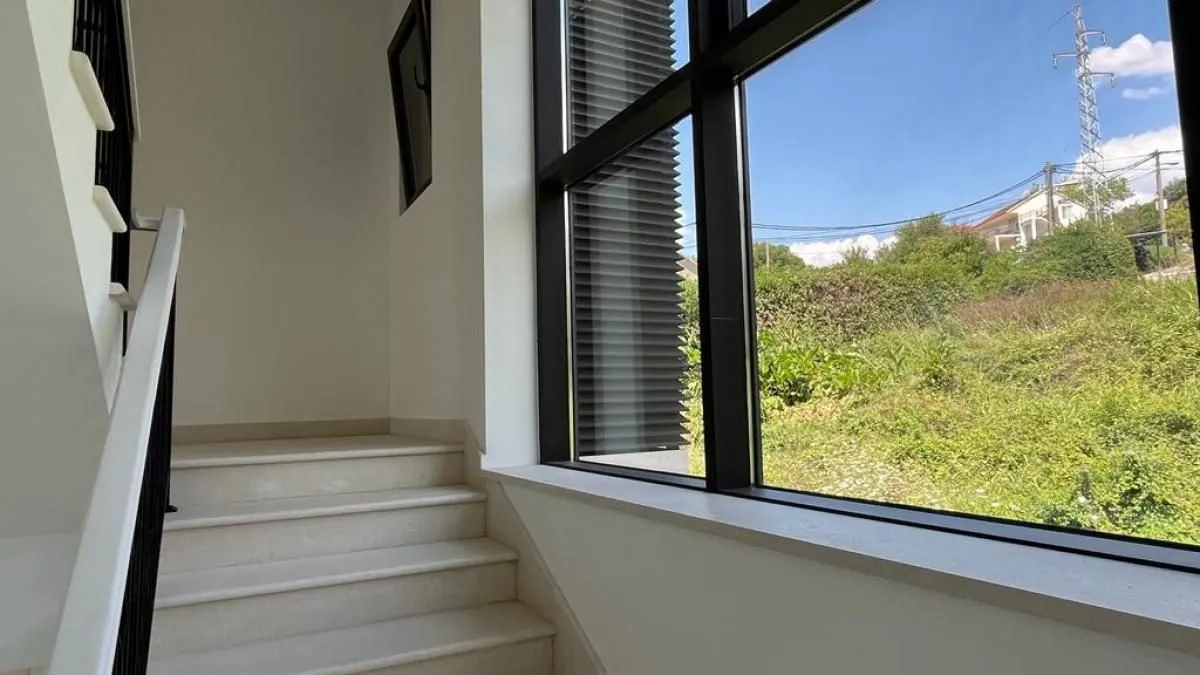 Prodaja, dvosoban stan, 71m², Tivat, Crna Gora