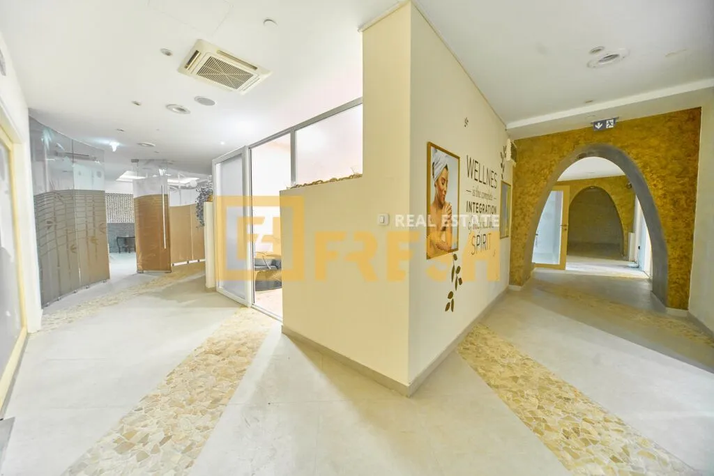 Sale, office space, 1343m², Centar, Podgorica