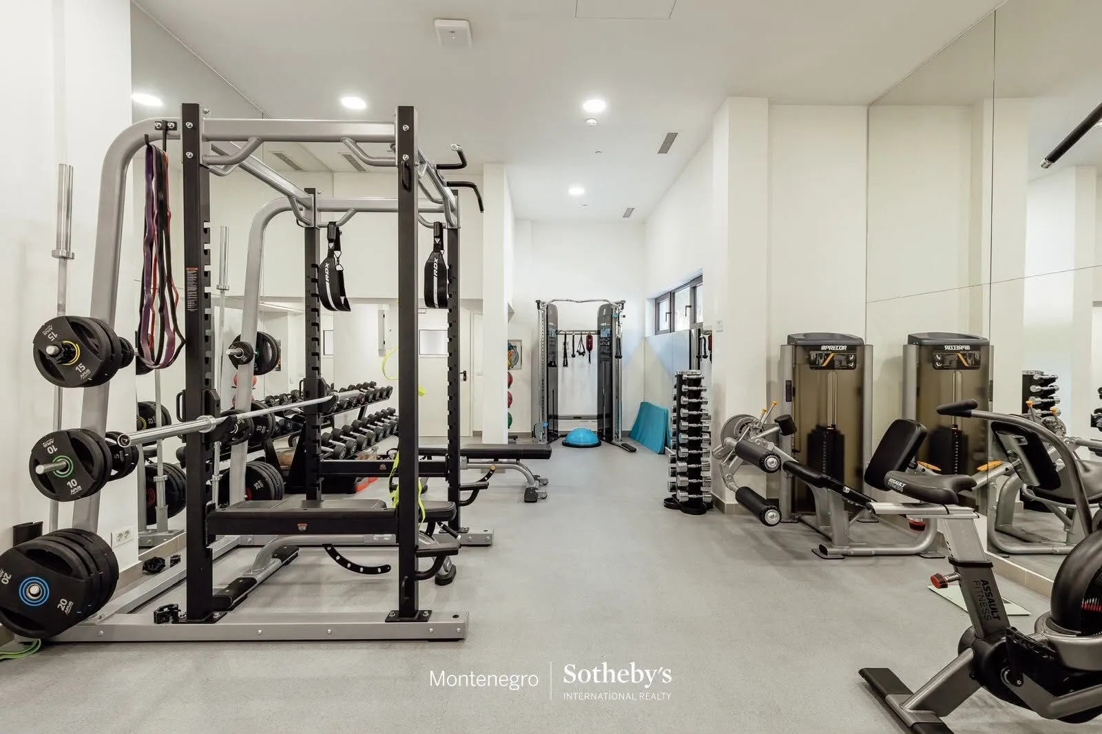 Rent, one bedroom apartment, 74m², Porto Montenegro, Tivat